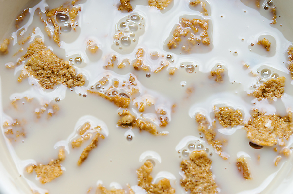 포토 JPG 해외이미지 음식 조각 백그라운드 다이어트 과일 건조 건강 사람없음 갈색 쌓기 식사 흰색 사발 달콤 아침식사 시리얼 밀 먹기 아몬드 섬유 내추럴 건포도 고립 뮤즐리 해외202004 해외포토 컬러 모션 포도 곡류 견과류 직물 사기그릇 맛 건과일 파일형식 이미지허브