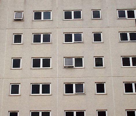 포토 JPG 해외이미지 외관 건축양식 창문 교실 아파트 주택 사람없음 야외 도시풍경 탑 블록 회색 도시 큼 가난 상승 개발 소셜 해외202004 해외포토 건축물 교육 건축 컬러 컨셉 학교 풍경 건물 크기 파일형식 이미지허브