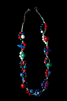 포토 JPG 해외이미지 백그라운드 목걸이 선물 사람없음 장식 유행 검은색 고급 우아함 혼합 크리스탈 보석 구슬 보물 고립 멀티 해외202004 해외포토 컬러 컨셉 장신구 광석 파일형식 이미지허브