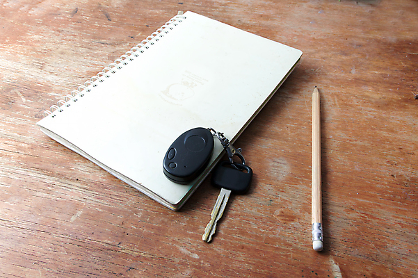 포토 JPG 해외이미지 학생 교육 종이 통신 학교 열쇠 설계 사람없음 목재 쇼핑 사무실 연필 우주 쪽지 사진촬영 공책 공백 흰색 시골 메시지 닫기 작음 스케치 책상 교과서 문서 공포 페이지 멀리 패드 목차 카피스페이스 해외202004 해외포토 나무 컬러 가구 컨셉 비즈니스 재료 모션 문구용품 학용품 교재 미술 필기구 촬영 크기 파일형식 이미지허브