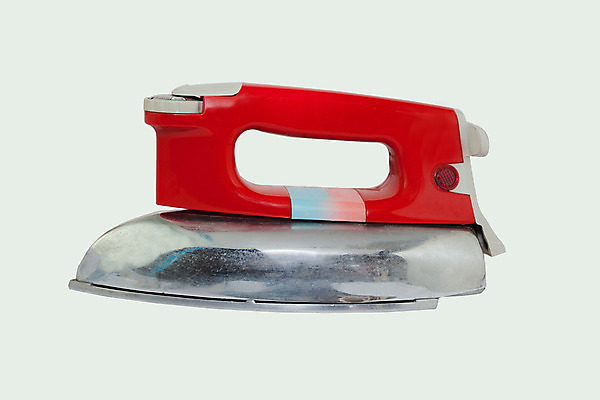 포토 JPG 해외이미지 옷 가사 불 손잡이 사람없음 기계 장비 직물 뜨거움 플랫 빨래 수증기 위험 철 오브젝트 주부 분무기 다리미질 철강 해외202004 해외포토 자연요소 컨셉 파일형식 이미지허브