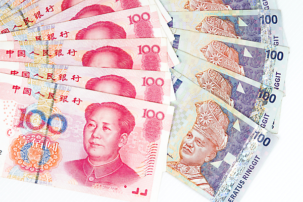 포토 JPG 해외이미지 아시아 종이 지폐 돈 비즈니스 사람없음 금융 경제 세계 달러 쪽지 중국 경쟁 시장 재산 주식 가격 하락 속도 무역 전쟁 투자 수익 가치 말레이시아 계산서 감탄 위기 전환 정책 정치 유대감 해외202004 해외포토 나라 산업 컨셉 파일형식 이미지허브