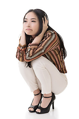 포토 JPG 해외이미지 모델 응시 여자 아시아 얼굴 포즈 생각 한국 피곤 한명 앉기 동양인 20대 일본 중국 슬픔 짜증 표현 화려 좌절 지루함 가득함 문제 동쪽 길이 고립 해외202004 해외포토 1 시선 감정 나라 컨셉 모션 사람 인종 청년 신체부위 방향 파일형식 이미지허브