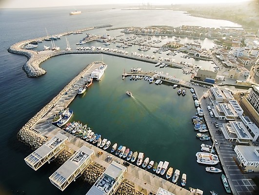 포토 JPG 해외이미지 유럽 커피 바다 섬 여행 건축양식 교통시설 낚시 휴가 항해 안테나 어류 사람없음 건물 목재 물 여행객 상점 항구 식당 일몰 카페 도시 만 어선 보트 센터 도심 중앙 작음 지중해 빌라 그리스 함선 상업 정사각형 낚시꾼 선원 지역 모터보트 포트 남쪽 그리스인 복잡 옛날 이국적 해외202004 해외포토 자연요소 도형 서양인 나무 건축물 건축 나라 음료 교통 컨셉 배_교통 재료 통신 레저 주택 사람 노을 수중동물 크기 방향 시설 파일형식 이미지허브