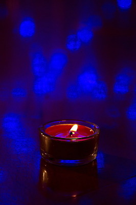 포토 JPG 해외이미지 1 계절 백그라운드 크리스마스 오렌지 촛불 불 휴식 따뜻함 사랑 사람없음 장식 파란색 빛 노란색 교회 평화 저녁식사 어둠 침묵 축하 영혼 야간 저녁 심볼 오브젝트 싱글 심플 연소 광 왁스 해외202004 해외포토 자연요소 기념일 감정 컬러 컨셉 과일 초 종교건축 건물 식사 소리 파일형식 이미지허브