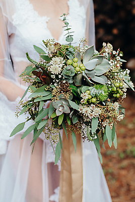 포토 JPG 해외이미지 커플 드레스 여자 꽃 행복 꽃다발 결혼 백그라운드 꽃무늬 자연 결혼식 사랑 사람없음 장식 초록색 장미 벚꽃 흰색 축하 잡기 배열 약혼 해외202004 해외포토 식물 옷 감정 컬러 컨셉 무늬 관계 모션 사람 이벤트 생태계 약속 파일형식 이미지허브