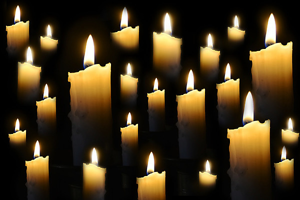 포토 JPG 해외이미지 기독교 종교 백그라운드 촛불 불 부활절 따뜻함 사랑 사람없음 빛 노란색 교회 평화 검은색 성경 어둠 희망 침묵 기도 뜨거움 영혼 야간 심볼 사인 신성 기념물 연소 광 신앙심 왁스 많음 해외202004 해외포토 자연요소 기념일 감정 컬러 컨셉 초 종교용품 종교건축 건물 소리 파일형식 이미지허브
