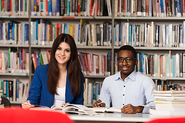 포토 JPG 해외이미지 학생 커플 여자 교육 남자 안경 백그라운드 교실 학교 협력 미소 사람 소년 성인 두명 10대 책 검은색 공책 시험 흰색 기록 잡기 자신감 가르침 그룹 도서관 대학교 상승 만들기 과제 과외 해외202004 해외포토 잡화 감정 어린이 컬러 컨셉 관계 모션 청소년 수업 문구용품 표정 학습 파일형식 이미지허브