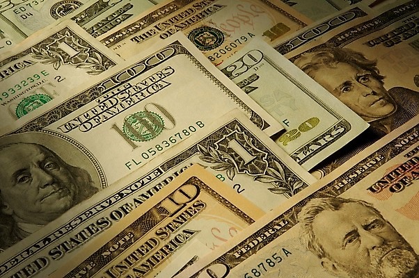 포토 JPG 해외이미지 종이 지폐 돈 사람없음 금융 경제 달러 흐름 재산 계산서 빚 경제학 해외202004 해외포토 교육 컨셉 파일형식 이미지허브