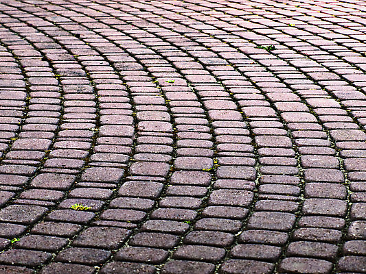 포토 JPG 해외이미지 모양 전통 외관 도로 길 선 백그라운드 패턴 포장 건축양식 표면 추상 벽돌 거리 바닥 사람없음 야외 갈색 산책 블록 수확 조약돌 바위 도시 거친 보행로 닫기 오솔길 타일 질감 정사각형 땅바닥 방법 옛날 해외202004 해외포토 도형 건축 컬러 무늬 농업 교통시설 모션 휴식 돌_바위 파일형식 이미지허브