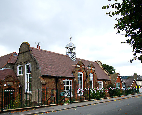 포토 JPG 해외이미지 전통 교육 어린이 학교 잉글랜드 사람없음 마을 최초 옛날 해외202004 해외포토 영국 사람 파일형식 이미지허브