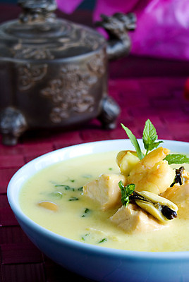 포토 JPG 해외이미지 새우 어류 동양인 사람없음 뜨거움 양념 맛 수프 인도인 해산물 향신료 홍합 연어 카레 짠맛 해외202004 해외포토 외국인 음식 컨셉 어패류 갑각류 인종 수중동물 향미료 파일형식 이미지허브