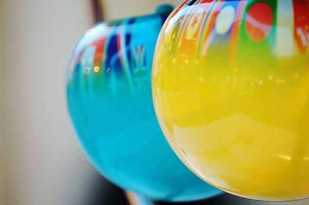 포토 JPG 해외이미지 지구 백그라운드 일러스트 공 추상 사람없음 세계 반사 노란색 깃발 원형 청록색 블러 해외202004 해외포토 도형 컬러 무늬 파일형식 이미지허브