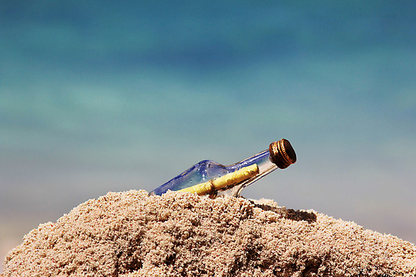 포토 JPG 해외이미지 나무 종이 모래 바다 섬 통신 유리 하늘 사람없음 반사 와인 수영 물방울 도움 메시지 가장자리 고독 물개 비밀 땅 편지 문서 코르크 멀리 석호 넘어짐 헬프 수평선 해외202004 해외포토 식물 감정 컨셉 포유류 모션 재질 주류 바다동물 수상스포츠 둘레 파일형식 이미지허브