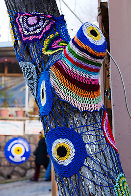 포토 JPG 해외이미지 학생 전통 디자인 꽃 종교 문화 밧줄 백그라운드 추상 선물 미술 사람없음 장식 파란색 세트 컬러풀 숫자 희망 기도 직물 뜨개질 그룹 보호 신비 구슬 그림 기회 마법 칠면조 수공예 나쁜 대칭 미신 부적 신앙심 여의주 오해 최면 해외202004 튀르키예 해외포토 식물 문자 감정 아시아 줄 컬러 컨셉 무늬 조류 문화예술 취미 공예 파일형식 이미지허브