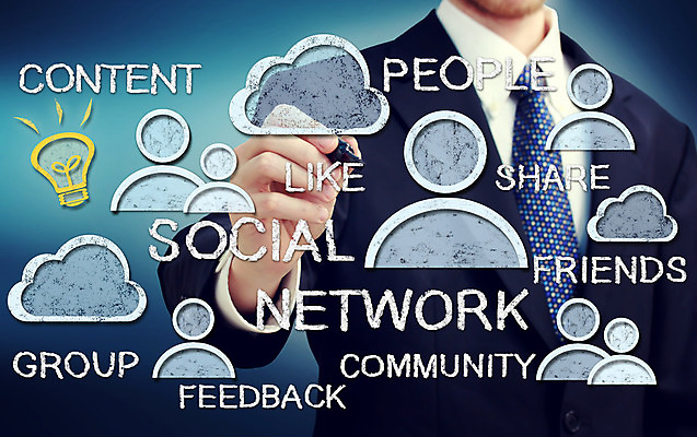 포토 JPG 해외이미지 구름 아이콘 손 남자 컨셉 인터넷 일러스트 비즈니스 텍스트 창조 한명 사람 파란색 친구 펜 노란색 웹 흐름 기록 비즈니스맨 네트워크 그리기 그룹 연결 만화 그림 분필 커뮤니티 공유 소셜 소셜미디어 네트워킹 해외202004 해외포토 자연요소 1 컬러 관계 모션 신체부위 필기구 직장인 초크 파일형식 이미지허브