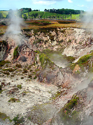 포토 JPG 해외이미지 지구 섬 과학 자연 표면 새로움 풍경 사람없음 계곡 펼침 달 뜨거움 거친 수증기 화산 뉴질랜드 날카로움 암초 가스 북쪽 내추럴 땅바닥 배기가스 유황 이산화탄소 지열 특별함 해외202004 해외포토 자연요소 컨셉 모션 산 바닥 오세아니아 방향 생태계 파일형식 이미지허브