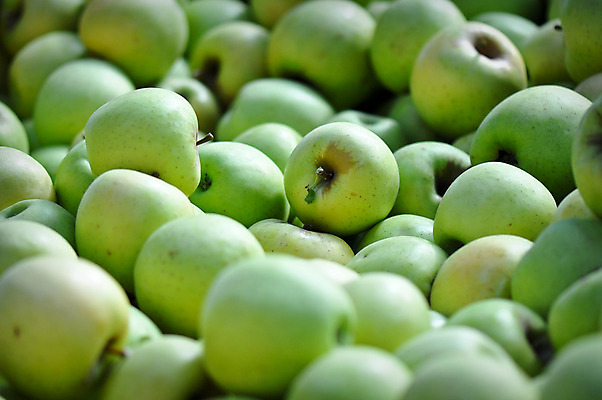 포토 JPG 해외이미지 음료 다이어트 과일 건강 사람없음 초록색 컬러풀 주스 시장 달콤 사과 내추럴 해외202004 해외포토 컬러 맛 파일형식 이미지허브