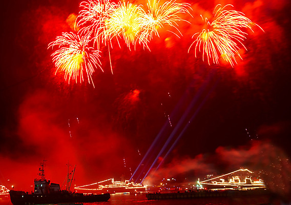 포토 JPG 해외이미지 행복 별 꽃다발 백그라운드 크리스마스 오렌지 하늘 불 추상 휴가 불꽃 기념 불꽃놀이 미술 이벤트 사람없음 물 빛 컬러풀 노란색 파티 검은색 축제 어둠 로켓 축하 업무 야간 큼 폭발 연도 장면 경례 파열 7월 독립 해외202004 해외포토 자연요소 기념일 꽃 감정 컬러 컨셉 무늬 과일 놀이 문화예술 인사 작업 날짜 크기 파일형식 이미지허브