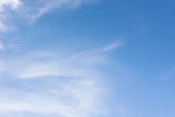 포토 JPG 해외이미지 구름 계절 하늘색 백그라운드 자연 하늘 바람 날씨 풍경 사람없음 야외 여름 파란색 햇빛 우주 환경 침묵 자유 흰색 분위기 수분 장면 천국 솜털 스카이라인 흐림 오존 천창 완전 해외202004 해외포토 자연요소 컬러 컨셉 태양 소리 생태계 파일형식 이미지허브