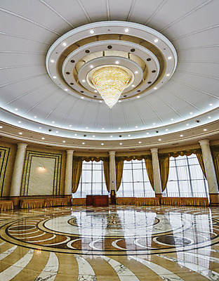 포토 JPG 해외이미지 여행 바닥 실내 사람없음 내부 궁전 방 의식 황금 큼 접수 파케트 해외202004 해외포토 고건축 크기 파일형식 이미지허브