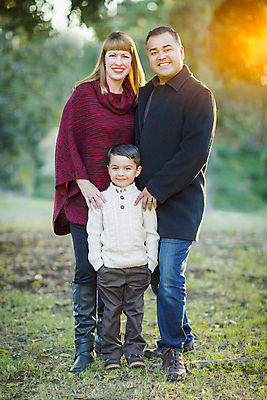 포토 JPG 해외이미지 백인 라이프스타일 커플 공원 여자 남자 행복 아들 어린이 장난 가족 엄마 함께함 건강 3 사람 소년 성인 야외 세명 기쁨 육아 아빠 히스패닉 다민족 섞기 혼혈 해외202004 해외포토 서양인 공공시설 감정 컨셉 관계 생활 다문화 파일형식 이미지허브