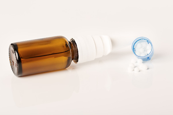 포토 JPG 해외이미지 건강 사람 사람없음 치료 알약 약 머리 고통 추위 열 호흡기관 바이러스 질병 허브 두통 감염 전염 알레르기 기침 반응 증상 해외202004 해외포토 식물 감정 의학 신체부위 장기_의학 파일형식 이미지허브