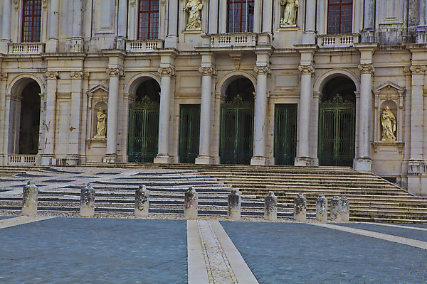 포토 JPG 해외이미지 아이콘 유럽 기독교 종교 여행 건축양식 사람없음 파란색 성당 교회 탑 궁전 천주교 도시 역사 큼 포르투갈 묘사 수도원 바로크 바실리카 수녀원 전국 풍요 해외202004 해외포토 건축물 건축 나라 컬러 컨셉 고건축 종교건축 건물 크기 파일형식 이미지허브