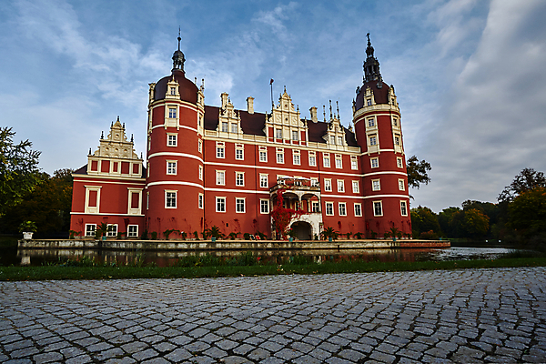 포토 JPG 해외이미지 나무 구름 유럽 건축양식 창문 하늘 독일 갈대 사람없음 건물 물 탑 궁전 천연기념물 해외202004 해외포토 자연요소 식물 건축물 건축 나라 고건축 파일형식 이미지허브
