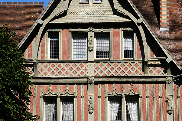 포토 JPG 해외이미지 건축양식 주택 사람없음 건물 프랑스 건축가 노르망디 해외202004 해외포토 직업 건축물 건축 유럽 파일형식 이미지허브