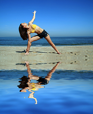 포토 JPG 해외이미지 웰빙 여자 바다 신체 요가 휴식 건강 연꽃 한명 사람 앉기 운동 햇빛 평화 우주 화목 활발 기쁨 방 에너지 신선 센터 명상 위치 내추럴 파라다이스 해외202004 해외포토 1 꽃 감정 컨셉 모션 태양 파일형식 이미지허브