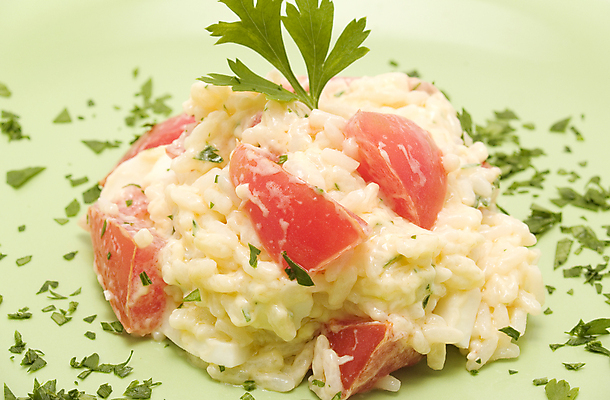 포토 JPG 해외이미지 음식 다이어트 토마토 밥 요리 사람없음 요리사 신선 맛 마요네즈 점심식사 해외202004 해외포토 직업 컨셉 채소 건강 식사 소스_음식 파일형식 이미지허브