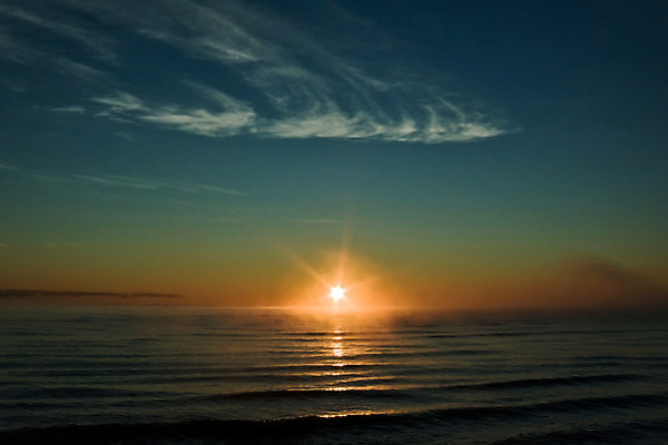 포토 JPG 해외이미지 호수 파도 자연 하늘 아침 풍경 사람없음 가로 물 파란색 빛 태양 일출 새벽 가을 신선 야간 러시아 러시아인 해외202004 해외포토 주간 자연요소 서양인 계절 유럽 바다 컬러 노을 생태계 파일형식 이미지허브