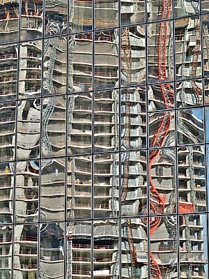 포토 JPG 해외이미지 외관 비즈니스 건축양식 창문 유리 부동산 바닥 직장 사람없음 건물 사무실 반사 탑 고층빌딩 거울 도시 도심 큼 왜곡 해외202004 해외포토 건축물 건축 회사 재질 빌딩 재산 크기 파일형식 이미지허브