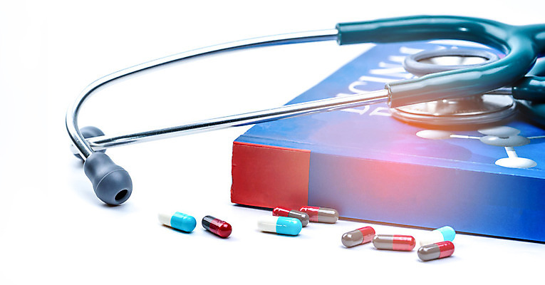 포토 JPG 해외이미지 과학 백그라운드 컨셉 청진기 건강 병원 사람없음 치료 책 빨간색 초록색 파란색 알약 약 진료 장비 회색 의사 흰색 하트 심장 맥박 약초 약국 심볼 오브젝트 교과서 테라피 반항 고립 돌봄 심장병 항생제 해외202004 해외포토 모양 컬러 의학 의료기기 모션 교재 뷰티 의료진 장기_의학 풀_식물 질병 파일형식 이미지허브