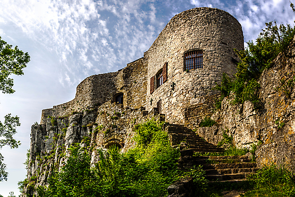 포토 JPG 해외이미지 구름 하늘 아침 동화 사람없음 계단 바위 성 중세 역사 저녁 작음 신비 손목시계 폐허 공상 단계 슬로베니아 왕국 해외202004 해외포토 주간 자연요소 건축물 유럽 시계 컨셉 장신구 돌_바위 야간 크기 파일형식 이미지허브