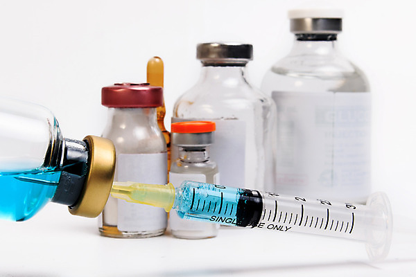 포토 JPG 해외이미지 과학 백그라운드 유리 유리병 건강 실험 주사기 사람없음 치료 약 노란색 거품 장비 의사 흰색 기구 그리기 액체 실험실 플라스틱 약국 준비 튜브 주사약 테라피 고립 돌봄 백신 예방접종 예방주사 해외202004 해외포토 컬러 의학 의료기기 모션 재질 병_용기 뷰티 의료진 예방 접종 파일형식 이미지허브