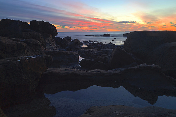 포토 JPG 해외이미지 구름 공원 파도 여행 오렌지 자연 하늘 성공 전등 이끼 풍경 사람없음 야외 물 파란색 컬러풀 일출 어둠 침묵 일몰 도시 해조류 야간 캘리포니아 태평양 암초 폭풍 단계 폭풍우 해외202004 해외포토 자연요소 공공시설 바다 컬러 컨셉 과일 날씨 조명 노을 미국 소리 비_날씨 해양식물 자연재해 생태계 파일형식 이미지허브