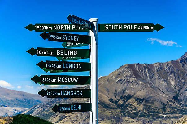 포토 JPG 해외이미지 구름 문화 도로 바다 여행 세계지도 지도 가이드 텍스트 아프리카 표시 하늘 거리 사람없음 목재 파란색 세계 글로벌 여행객 도시 표지판 고속도로 방향 사인 통로 런던 방콕 장면 조준 승객 시드니 타운 베를린 모스크바 방법 충고 케이프타운 혼란 선두 해외202004 해외포토 자연요소 나무 직업 나라 길 컬러 컨셉 재료 교통시설 태국 영국 알림판 독일 사람 호주 러시아 남아프리카공화국 파일형식 이미지허브