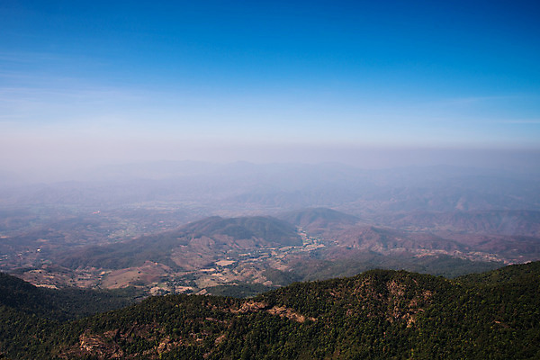 포토 JPG 해외이미지 구름 전통 디자인 공원 꽃 아시아 종교 문화 여행 백그라운드 불교 건축양식 태국 자연 벽지 하늘 산 미술 동양인 풍경 사람없음 건물 빨간색 초록색 물 파란색 컬러풀 여행객 우주 탑 사찰 역사 동쪽 사리탑 옛날 전국 해외202004 해외포토 자연요소 식물 건축물 공공시설 건축 나라 컬러 종교건축 문화예술 사람 인종 방향 생태계 파일형식 이미지허브