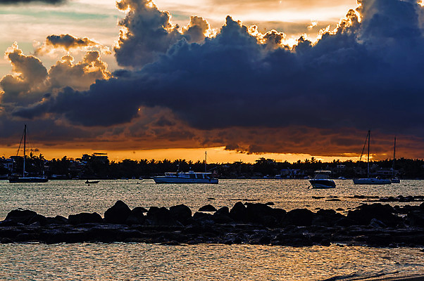 포토 JPG 해외이미지 구름 모래 파도 바다 오렌지 자연 하늘 풍경 사람없음 물 여름 태양 황혼 일몰 저녁 해외202004 해외포토 자연요소 계절 과일 노을 야간 생태계 파일형식 이미지허브