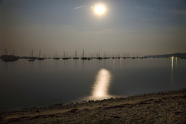 포토 JPG 해외이미지 바다 여행 요트 하늘 잉글랜드 새로움 풍경 사람없음 물 파란색 강 반사 항구 달 보트 야간 달빛 뱃놀이 해외202004 해외포토 자연요소 컬러 컨셉 배_교통 교통시설 영국 전통놀이 파일형식 이미지허브