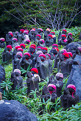 포토 JPG 주간 나무 모자 종교 사람없음 야외 조각상 일본 기도 사찰 불상 도치기 국내포토 자연요소 식물 잡화 아시아 불교 종교건축 조형물 파일형식
