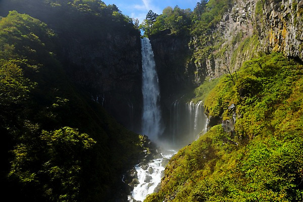 포토 JPG 주간 나무 자연 산 풍경 사람없음 야외 계곡 일본 폭포 도치기 국내포토 자연요소 식물 아시아 생태계 파일형식