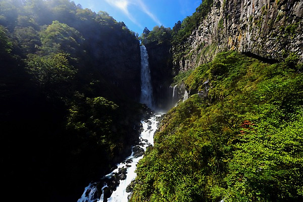 포토 JPG 주간 나무 자연 산 풍경 사람없음 야외 계곡 일본 폭포 도치기 국내포토 자연요소 식물 아시아 생태계 파일형식
