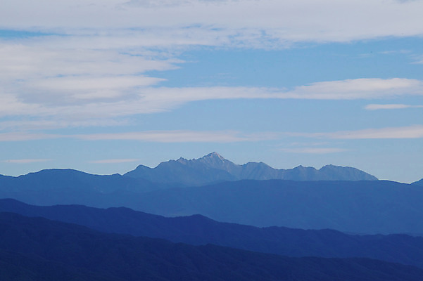 포토 JPG 주간 구름 자연 하늘 산 풍경 사람없음 야외 일본 나가노 국내포토 자연요소 아시아 생태계 파일형식