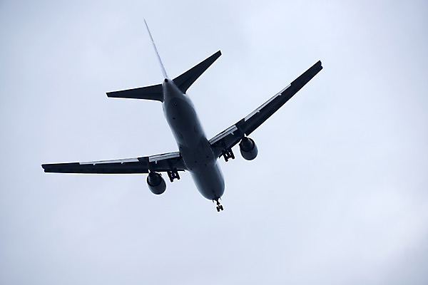 포토 JPG 주간 하늘 비행기 풍경 사람없음 야외 일본 비행 도쿄 국내포토 자연요소 아시아 항공교통 대중교통 파일형식