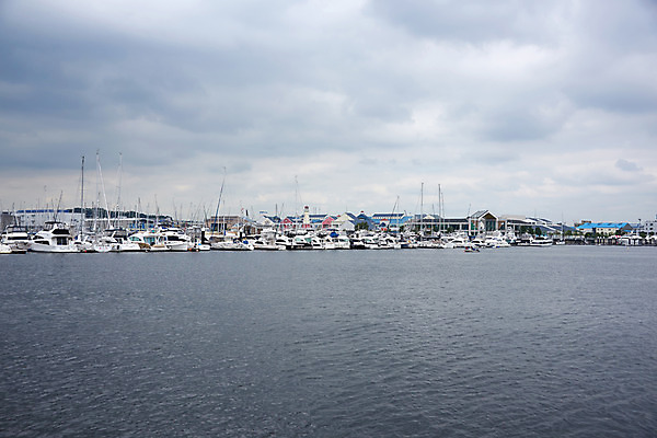 포토 JPG 주간 구름 하늘 풍경 사람없음 야외 항구 일본 요코하마 선박 국내포토 자연요소 아시아 수상교통 교통시설 파일형식