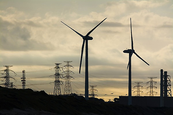 포토 JPG 주간 구름 실루엣 하늘 풍경 사람없음 야외 노을 풍력에너지 전봇대 철탑 국내포토 자연요소 공공시설 촬영기법 탑 그린에너지 파일형식
