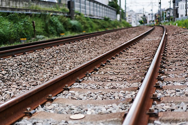 포토 JPG 주간 교통시설 사람없음 야외 기찻길 원근감 철도의날 국내포토 자연요소 뷰포인트 교통 시설 파일형식 법정기념일